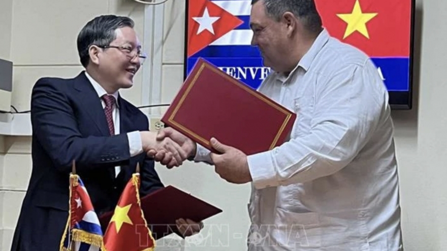 Vietnamese, Cuban farmers’ associations bolster cooperation